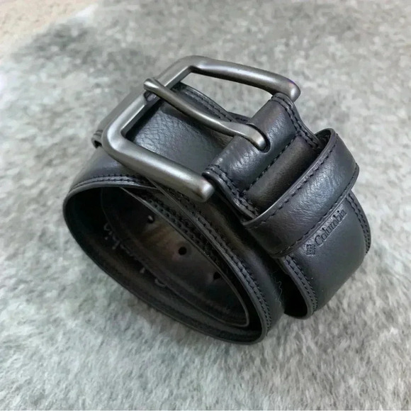 Columbia Sportswear Vegan Leather Belt - Picture 2 of 12